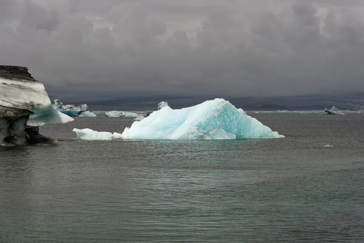 Iceberg on Jökulsárlón glacier lagoon, the focus of a Jökulsárlón boat tour